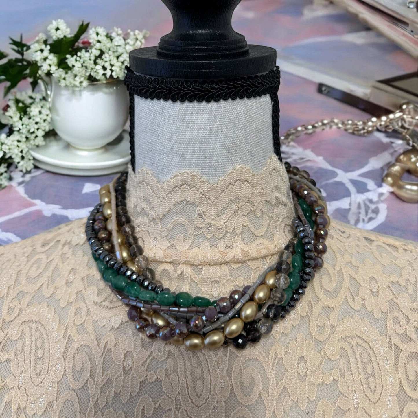 Short Clustered with Pearl, Semi Precious Stones, Glass Bead and Crystal Necklace Green
