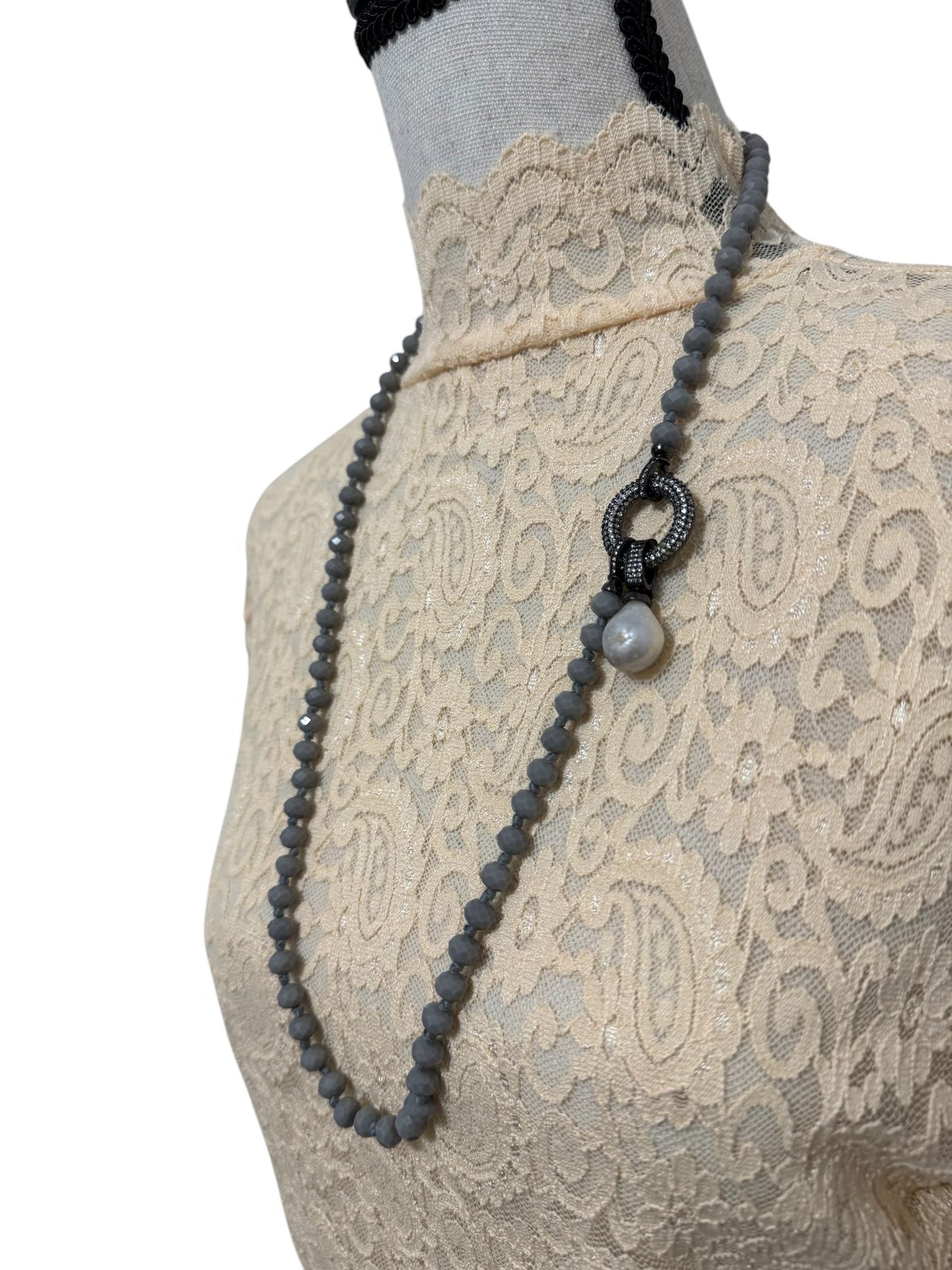 Baroque Pearl Large Crystal with Clasp Necklace Gray