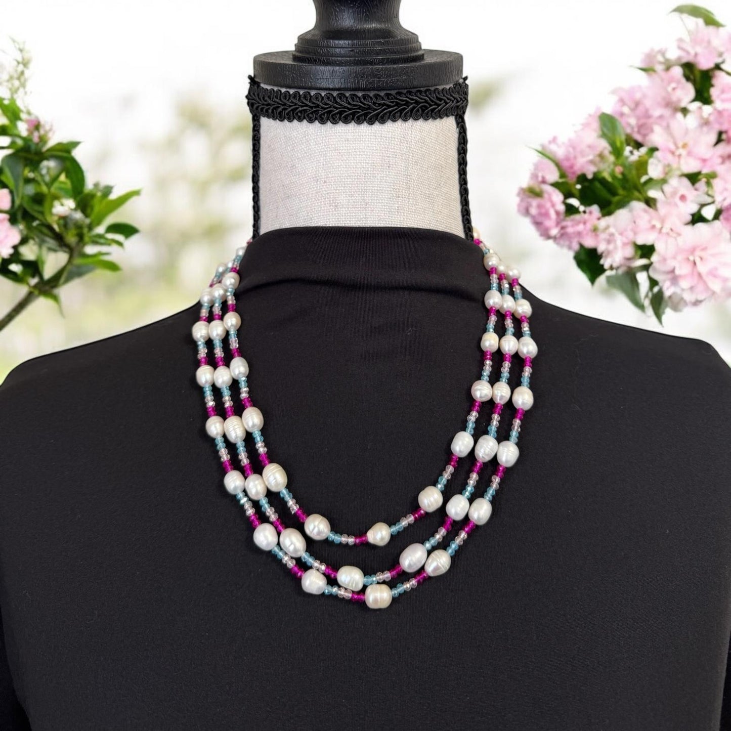 Fresh Water Pearl Tricolored 3 Layer Short Necklace Pink