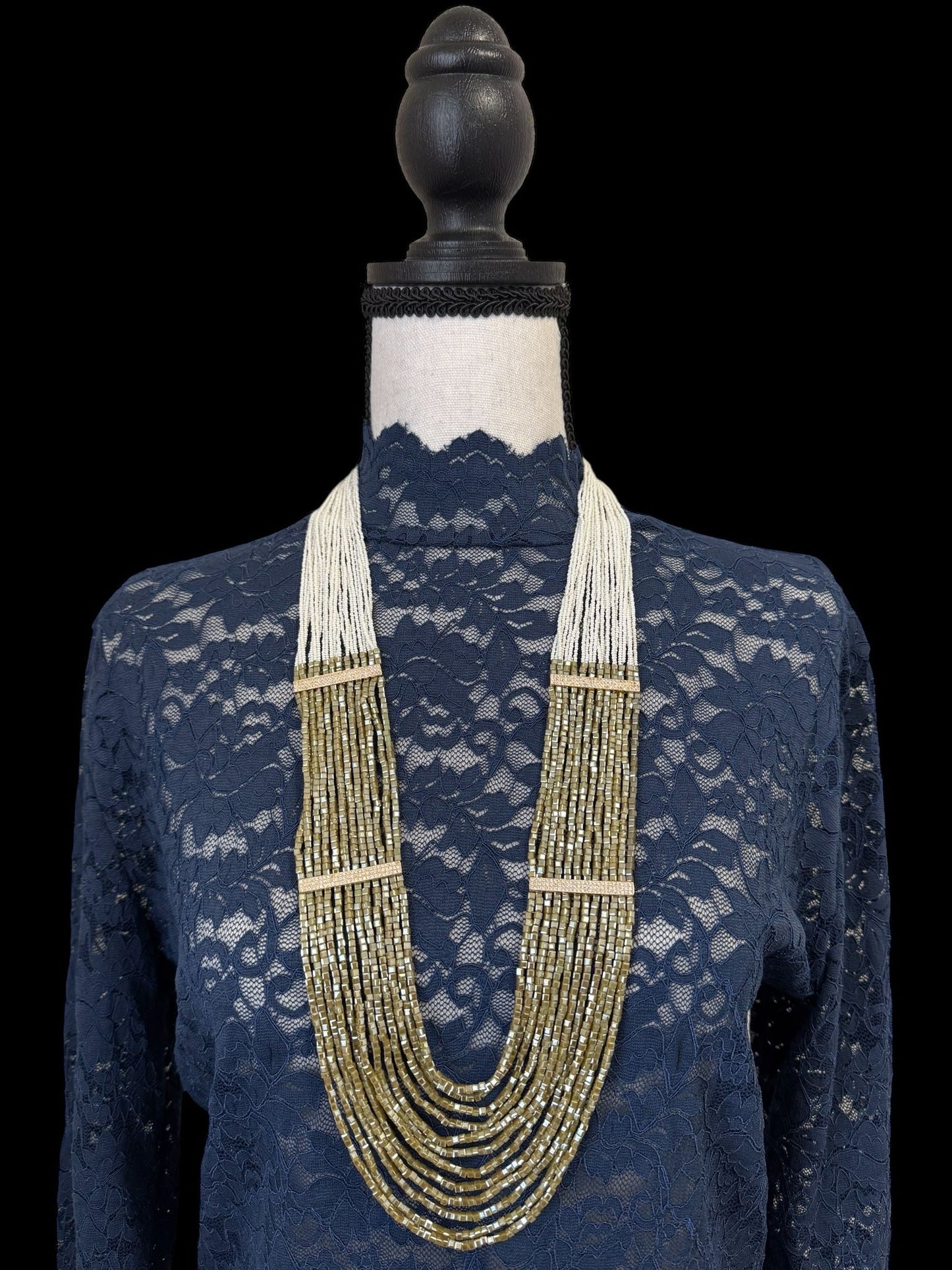 Necklace Crystal Layered with Tiny Pearls and Zircon Strip White / Green