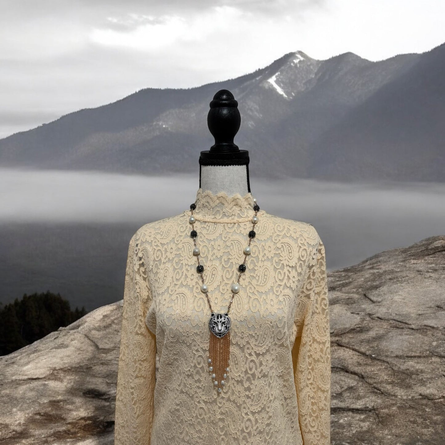 Baroque Pearl Crystal Chain Tiger Face Zircon Pendant