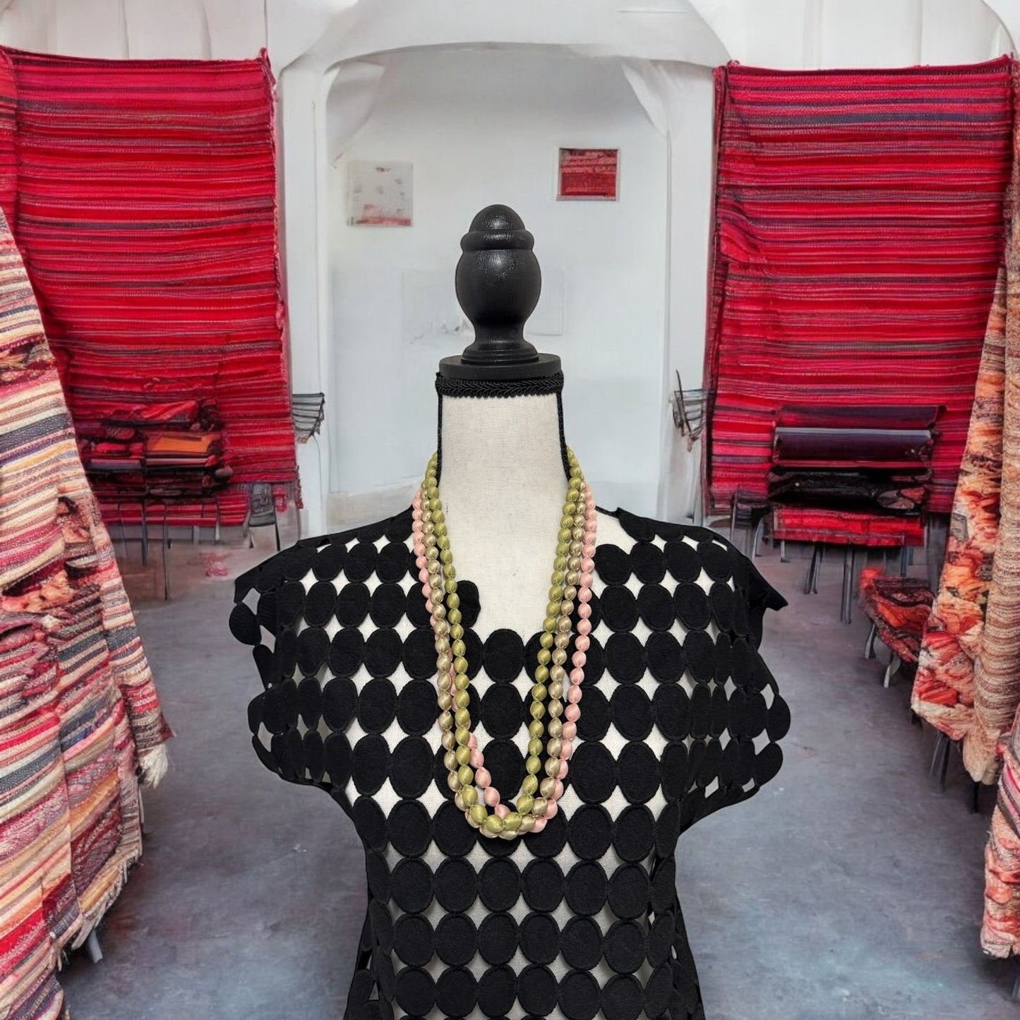 Tissue Silk Textile 3 Individual Lines Grouped Necklace