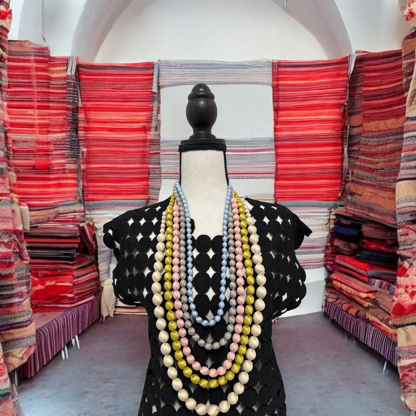 Tissue Silk Textile 5 Individual Lines Grouped Necklace