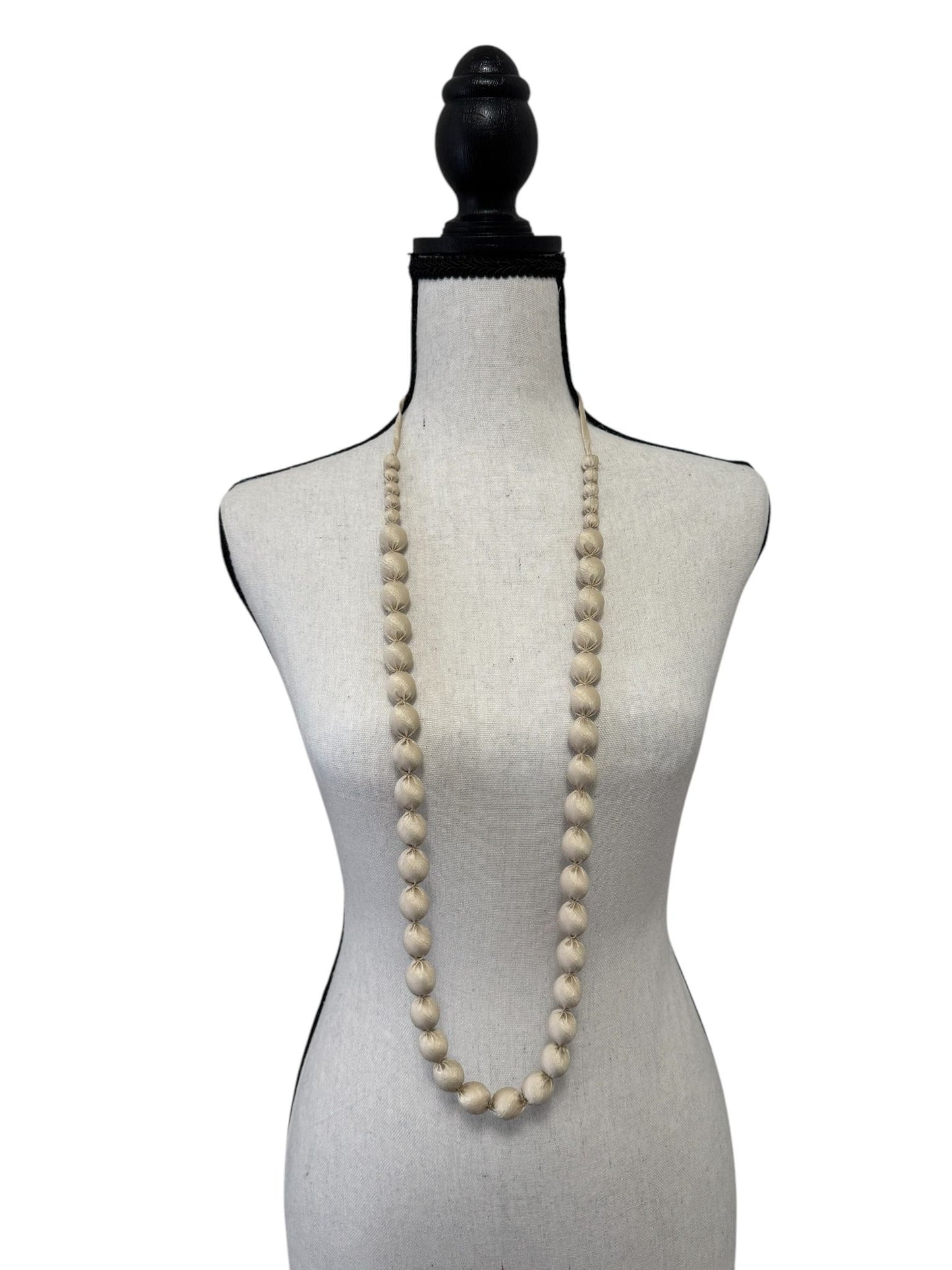 Tissue Silk Textile 5 Individual Lines Grouped Necklace