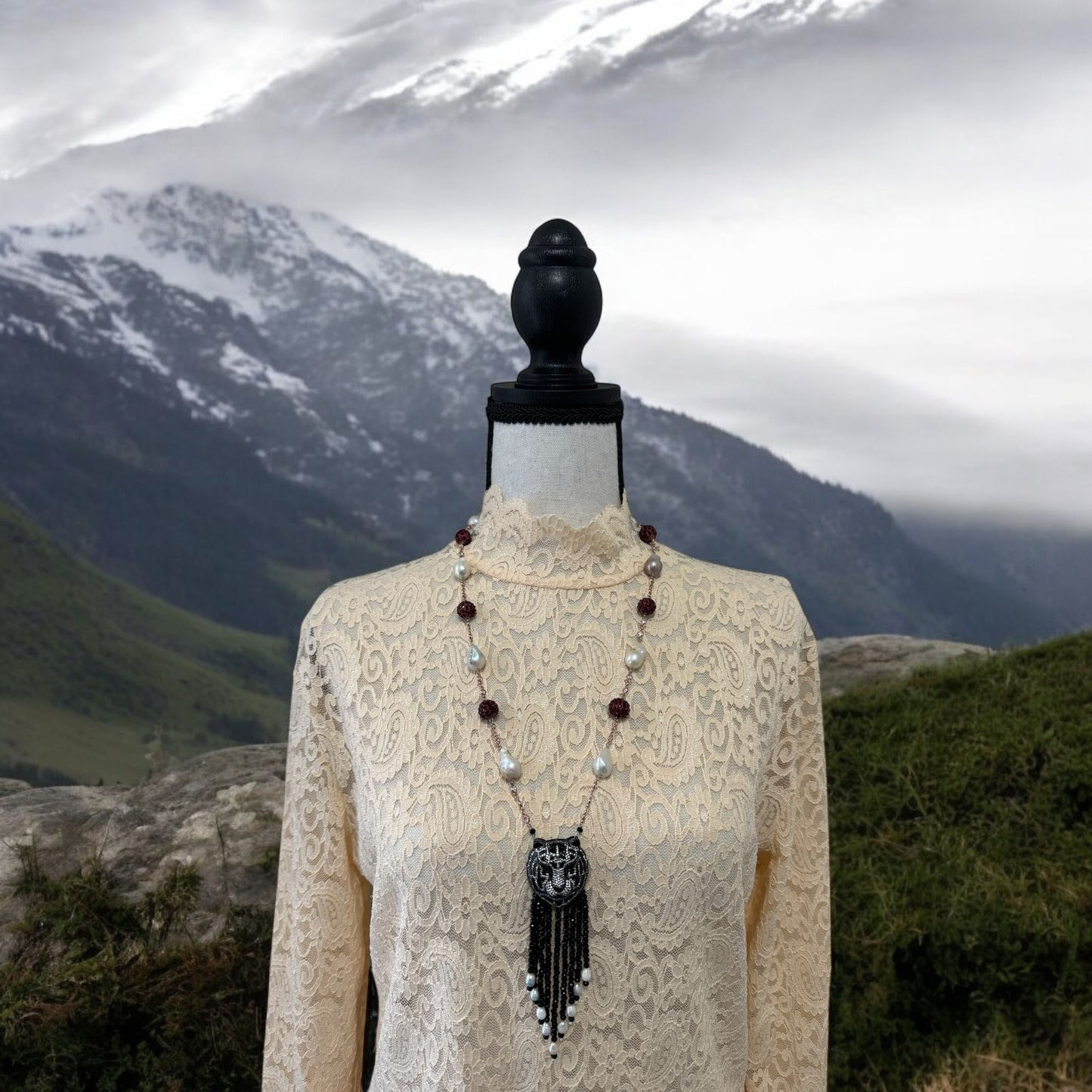 Baroque Pearl Crystal Chain Tiger Face Zircon Pendant