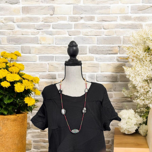 Single Line Pearl and Turkish Bead Crystal Necklace Red