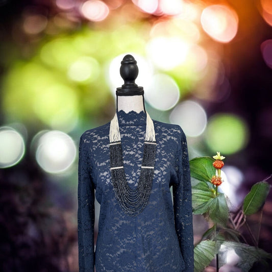 Necklace Crystal Layered with Tiny Pearls and Zircon Strip White / Navy